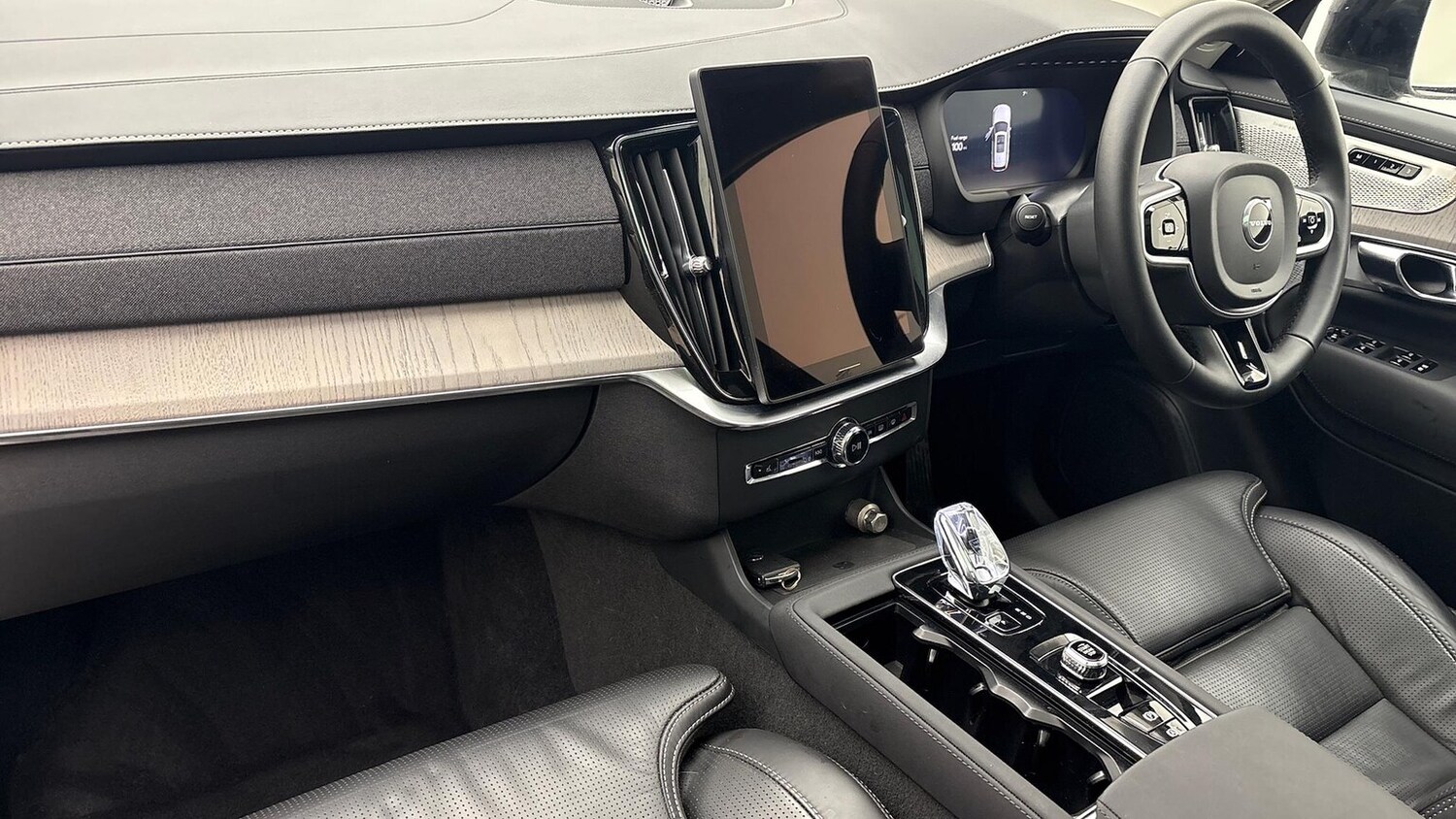 Used Volvo XC90 2025 for sale - 78192778: Photo 15