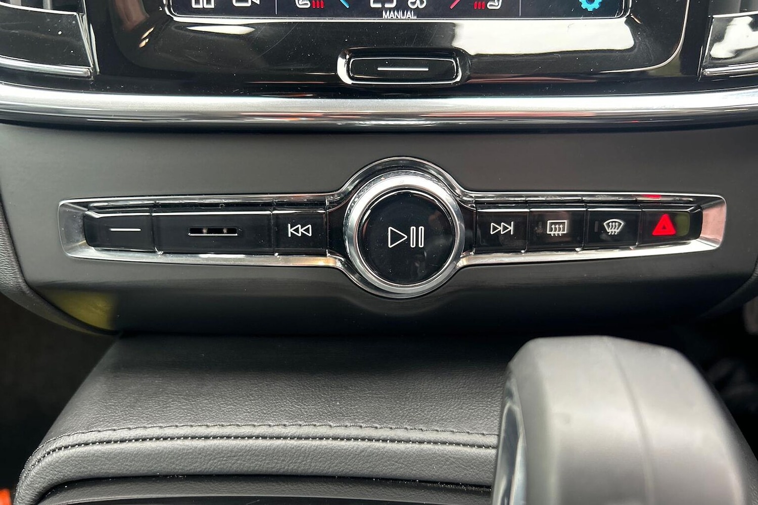 Used Volvo V90 2025 for sale - 77896290: Photo 12