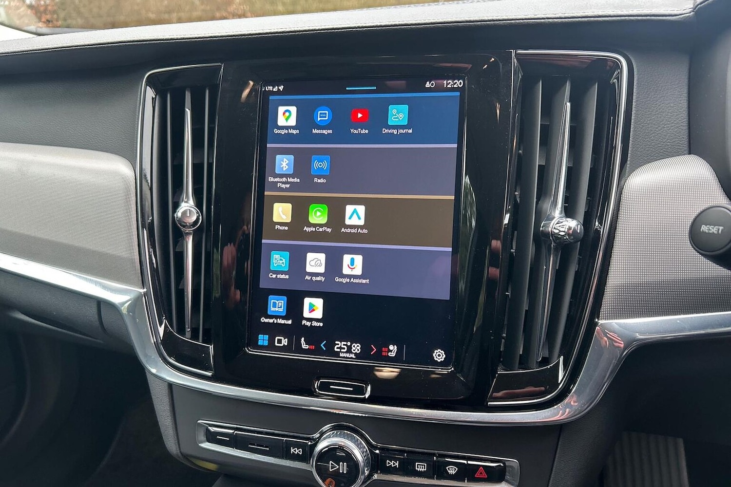 Used Volvo V90 2025 for sale - 77896290: Photo 24