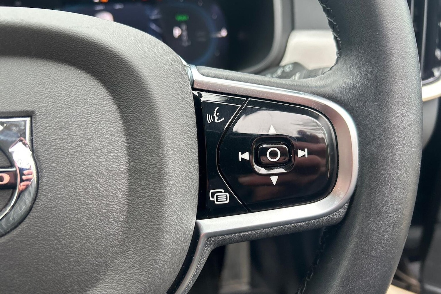 Used Volvo V90 2025 for sale - 77896290: Photo 27