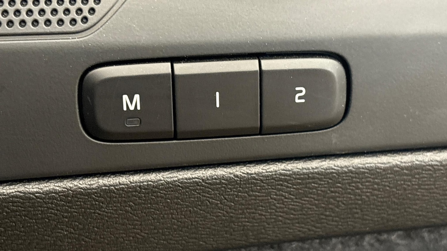 Used Volvo XC40 2024 for sale - 76064426: Photo 24