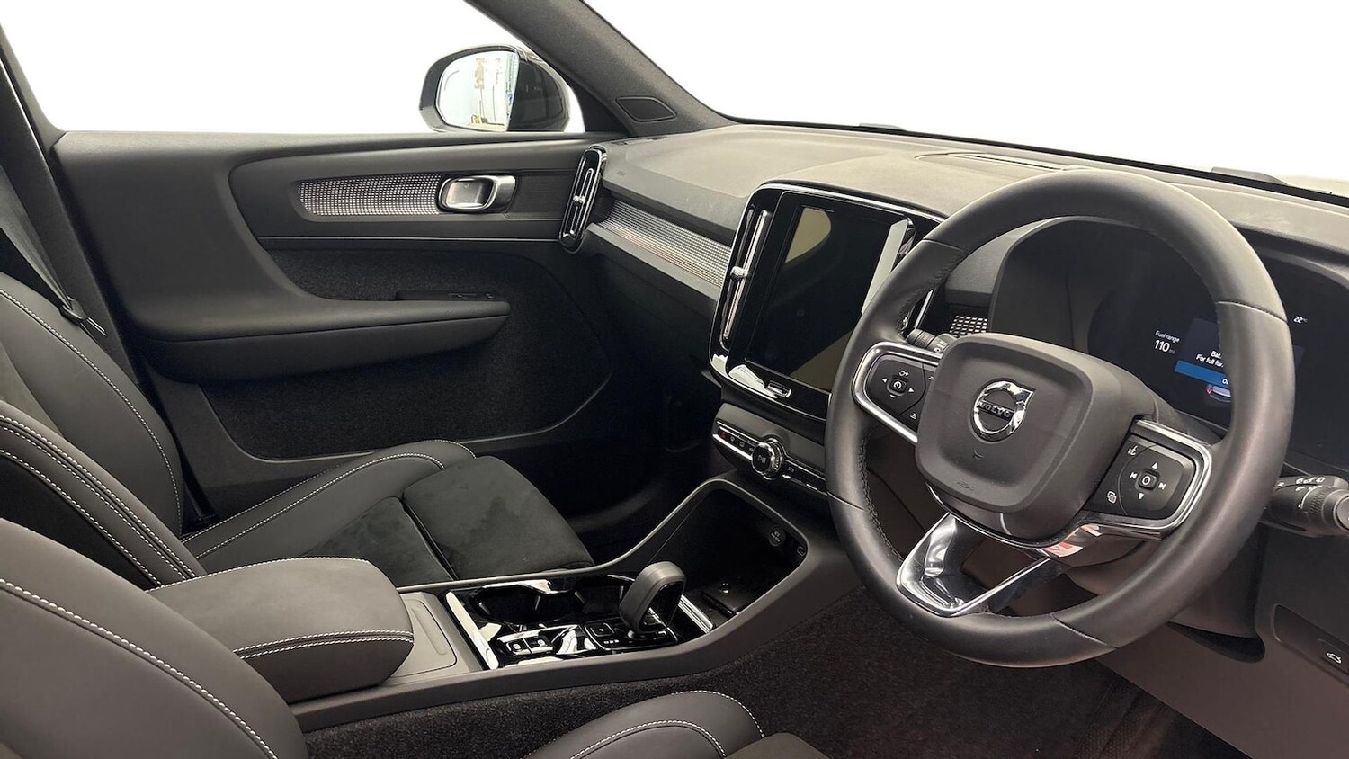 Used Volvo XC40 2024 for sale - 76064426: Photo 7