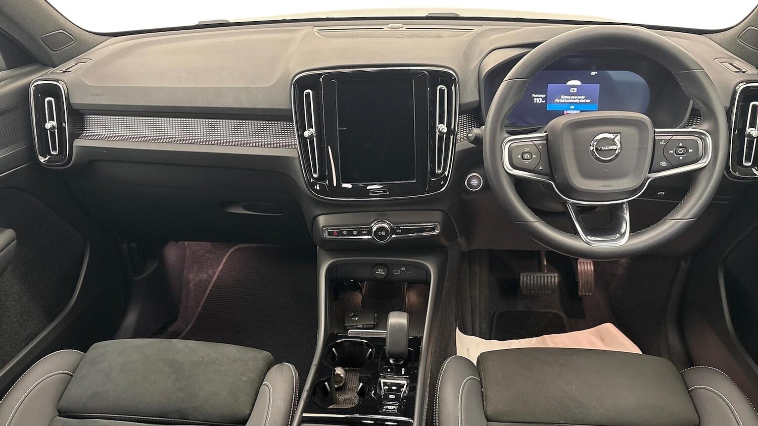 Used Volvo XC40 2024 for sale - 76064426: Photo 8