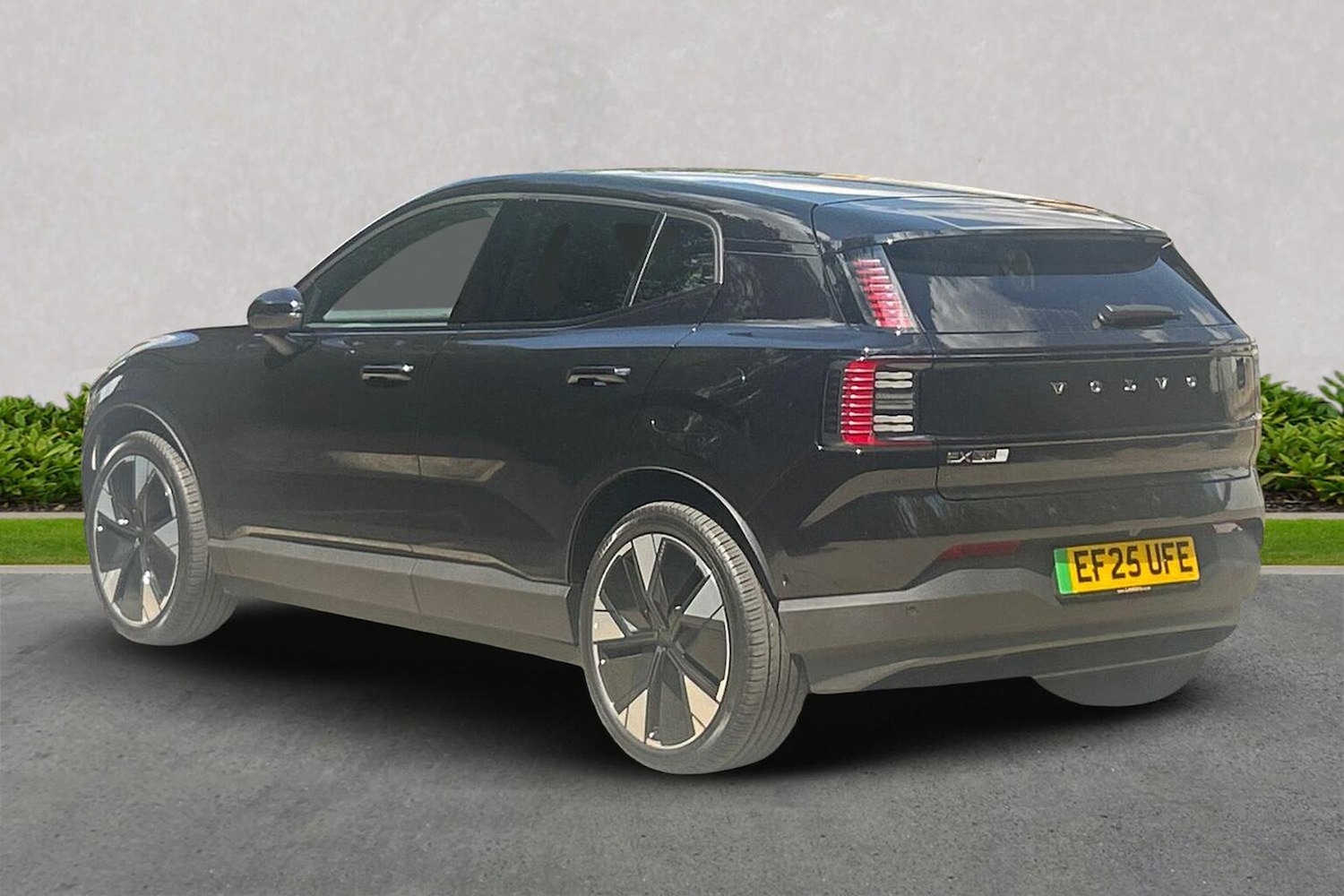 Used Volvo EX30 2025 for sale - 76807518: Photo 2