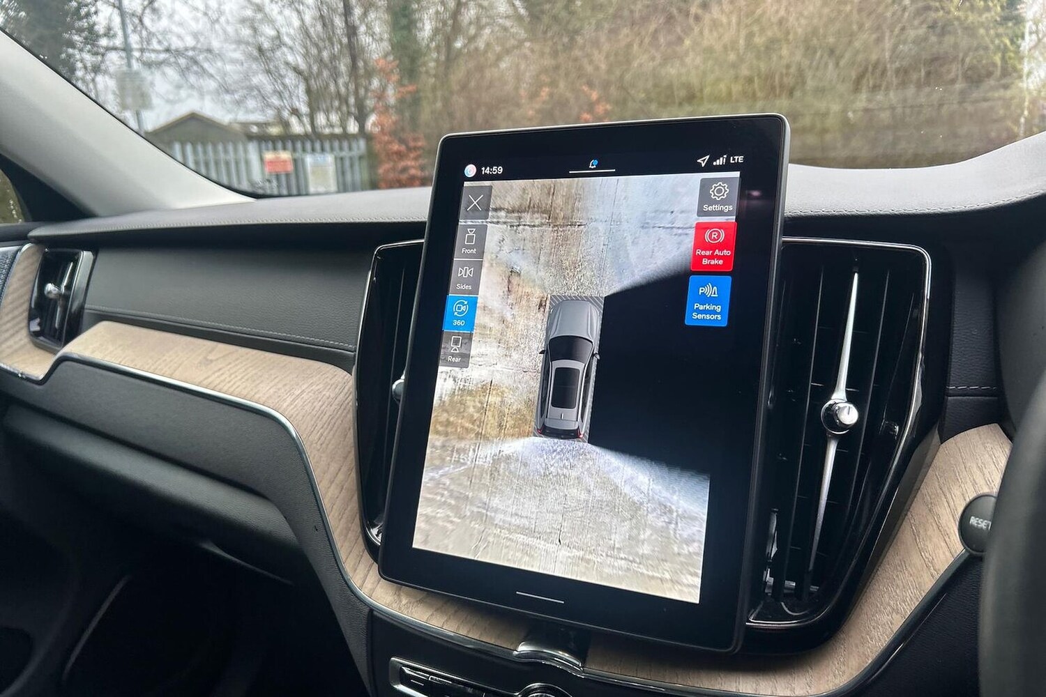 Used Volvo XC60 2025 for sale - 77715400: Photo 23