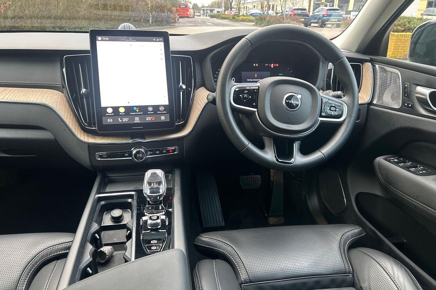 Used Volvo XC60 2025 for sale - 77715400: Photo 9