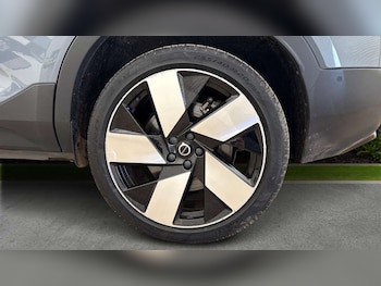 Used Volvo XC40 2023 for sale - 78346126: Photo