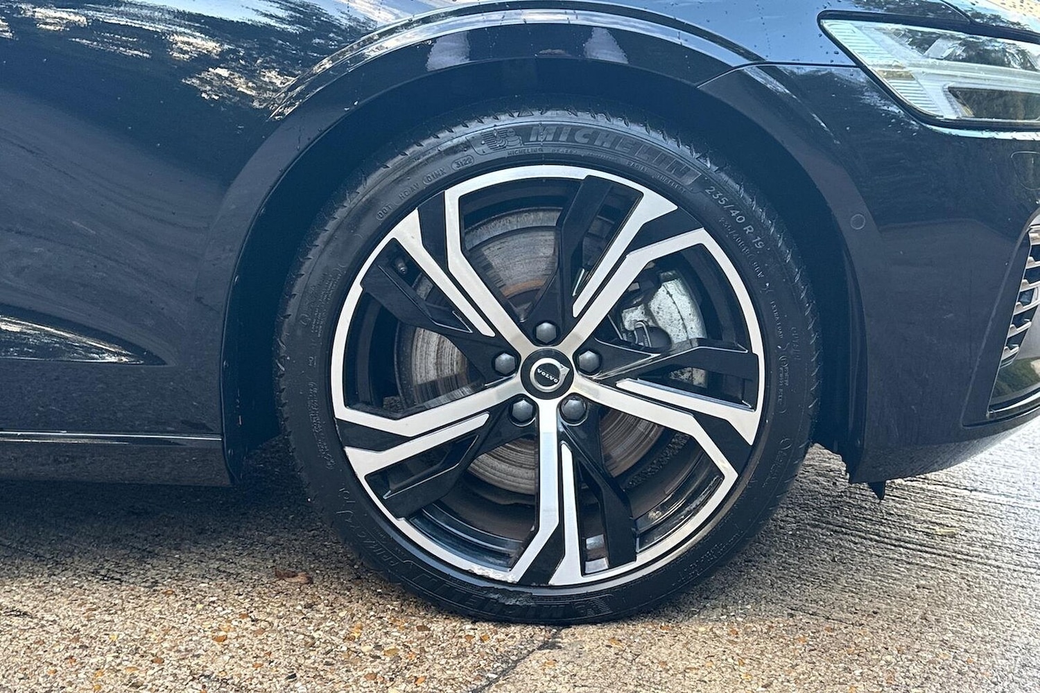 Used Volvo V60 2022 for sale - 76589160: Photo 6