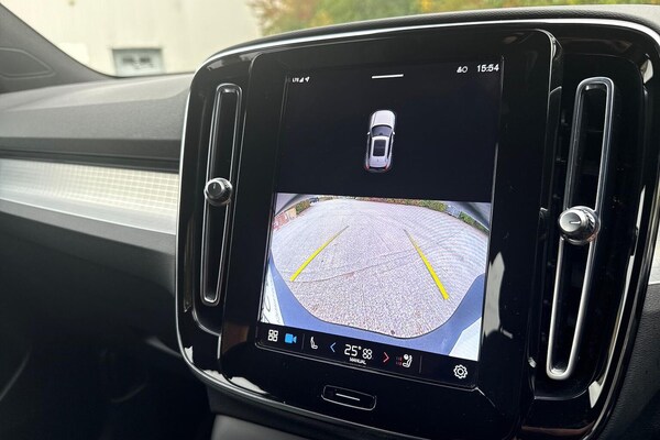 Used Volvo XC40 2023 for sale - 76313882: Photo 24