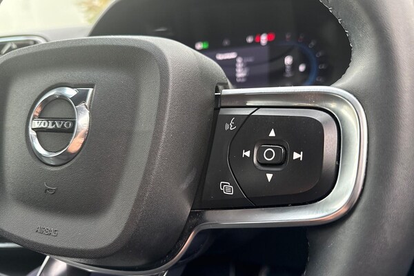 Used Volvo XC40 2023 for sale - 76313882: Photo 27
