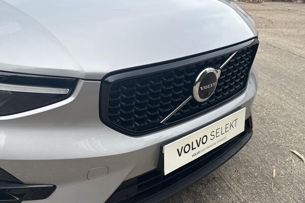 Used Volvo XC40 2023 for sale - 76313882: Photo 33
