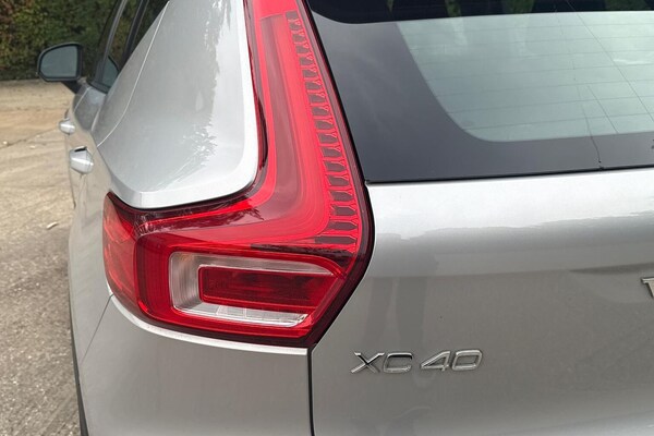 Used Volvo XC40 2023 for sale - 76313882: Photo 35