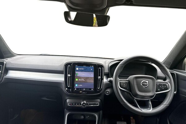 Used Volvo XC40 2023 for sale - 76313882: Photo 8