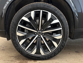 Used Volvo XC90 2025 for sale - 78454710: Photo