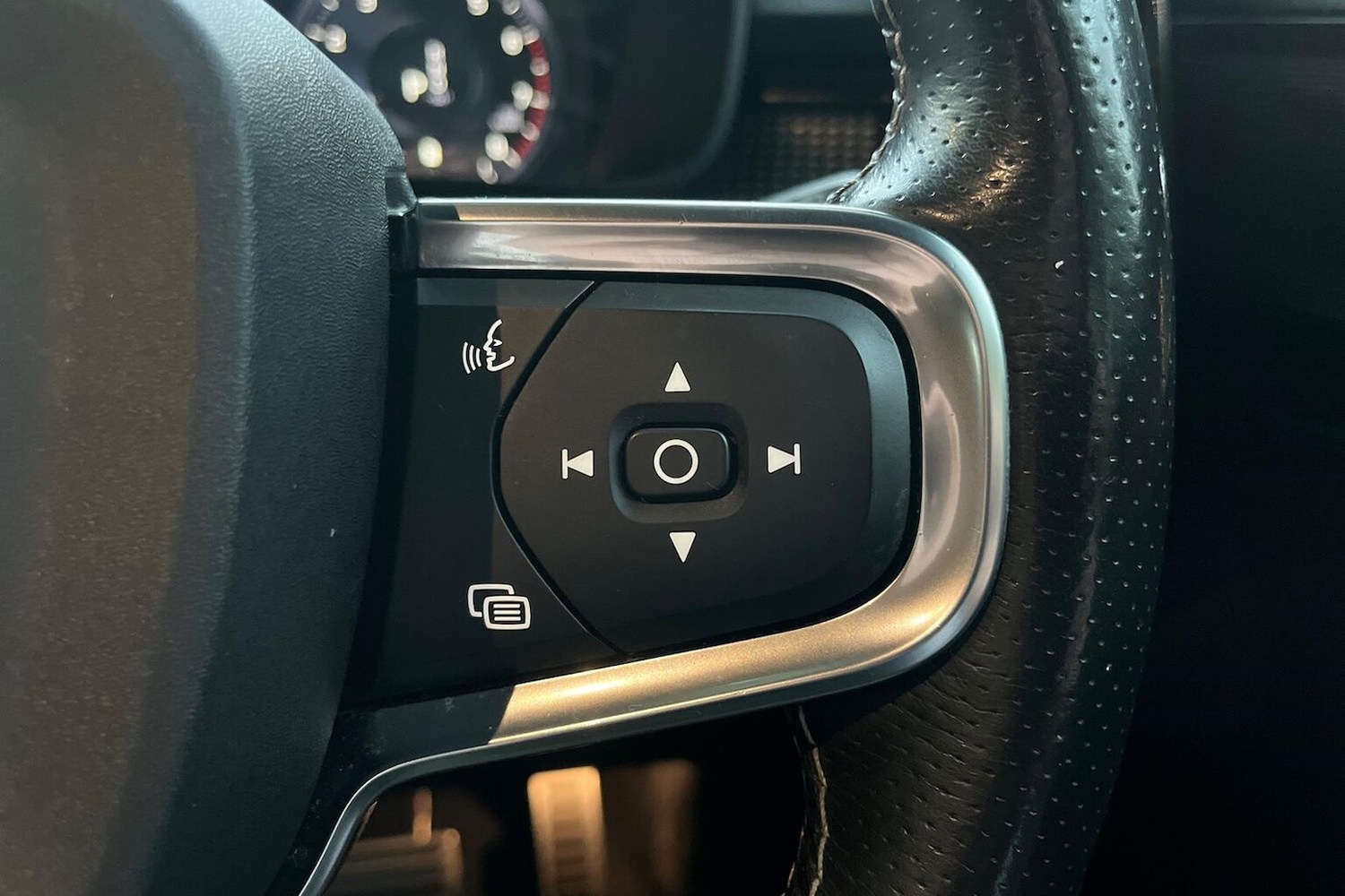 Used Volvo XC40 2020 for sale - 76521018: Photo 27