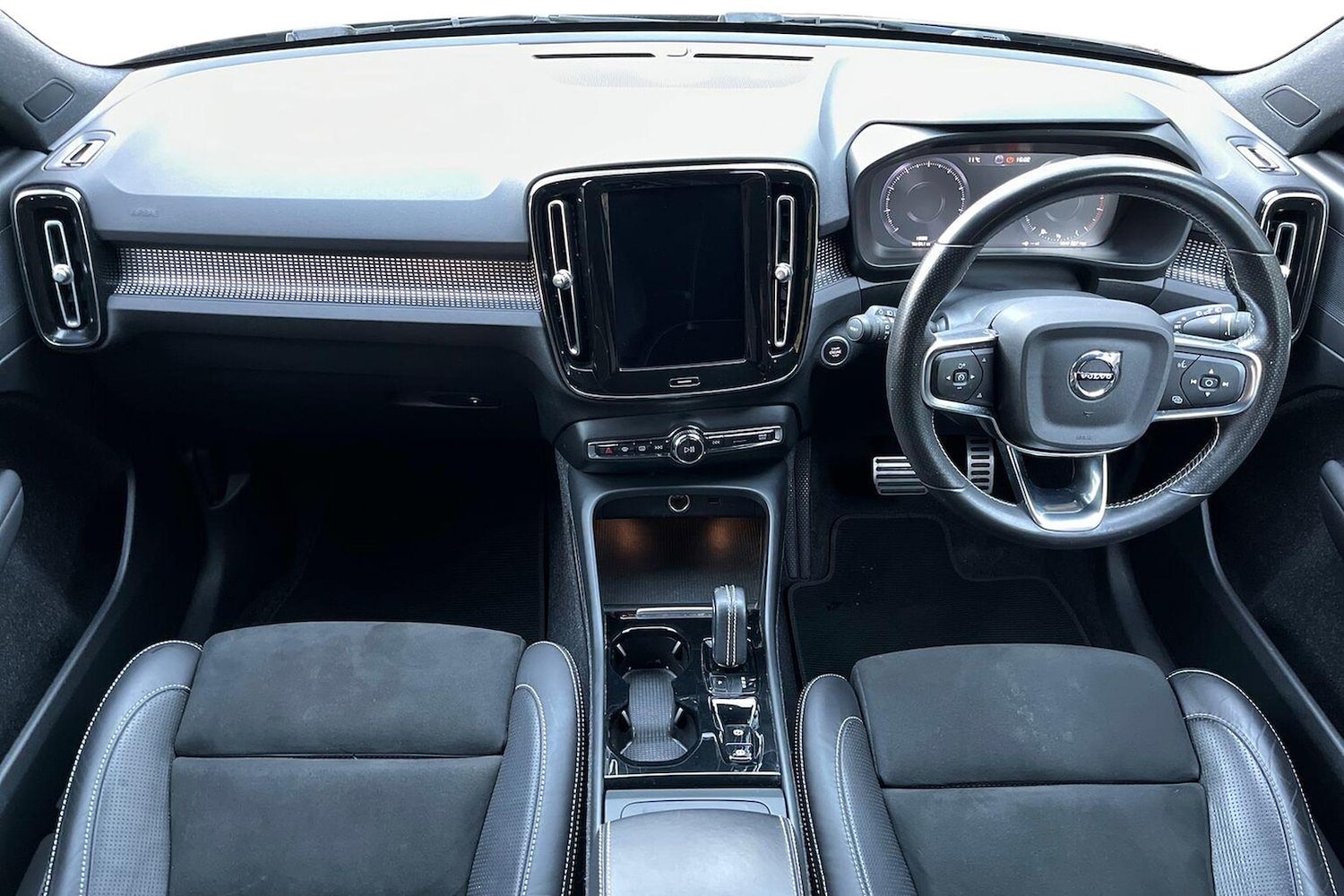 Used Volvo XC40 2020 for sale - 76521018: Photo 9