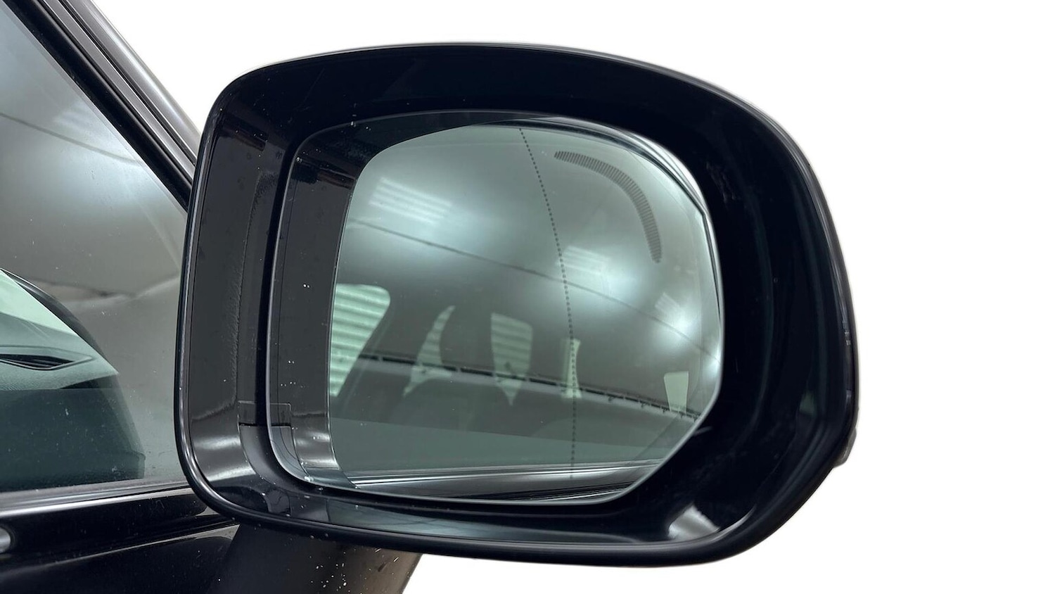 Used Volvo XC60 2025 for sale - 76413928: Photo 18