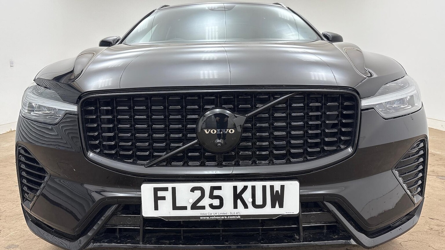 Used Volvo XC60 2025 for sale - 76413928: Photo 21