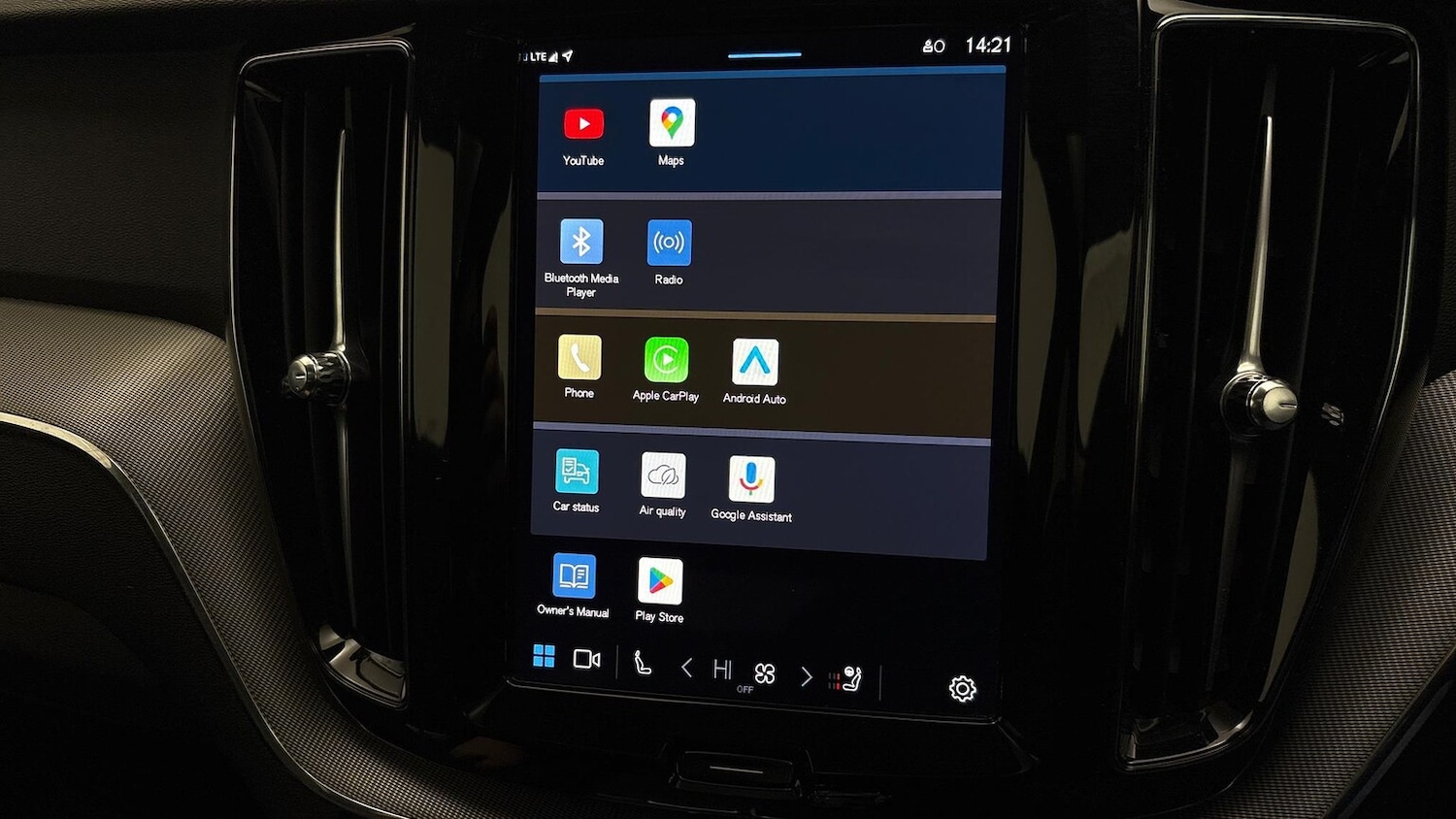 Used Volvo XC60 2025 for sale - 76413928: Photo 30