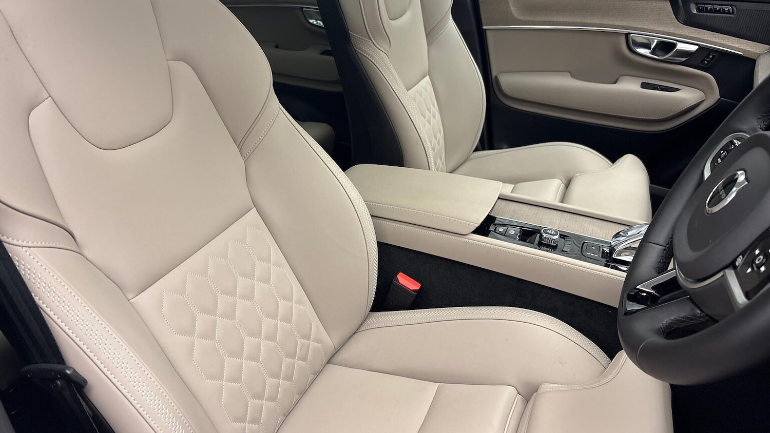 Used Volvo XC90 2025 for sale - 76413925: Photo 22