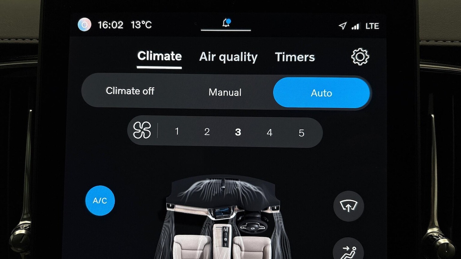 Used Volvo XC90 2025 for sale - 76413925: Photo 32