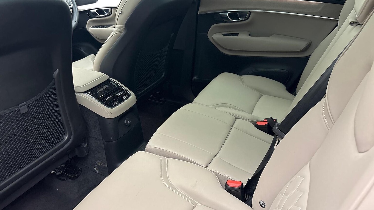 Used Volvo XC90 2025 for sale - 76413925: Photo 8