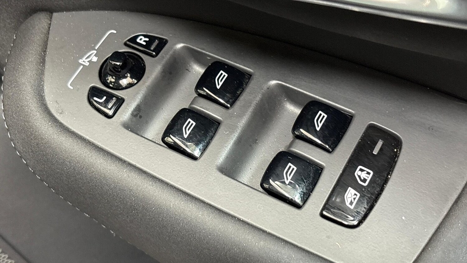 Used Volvo XC90 2025 for sale - 76555398: Photo 23