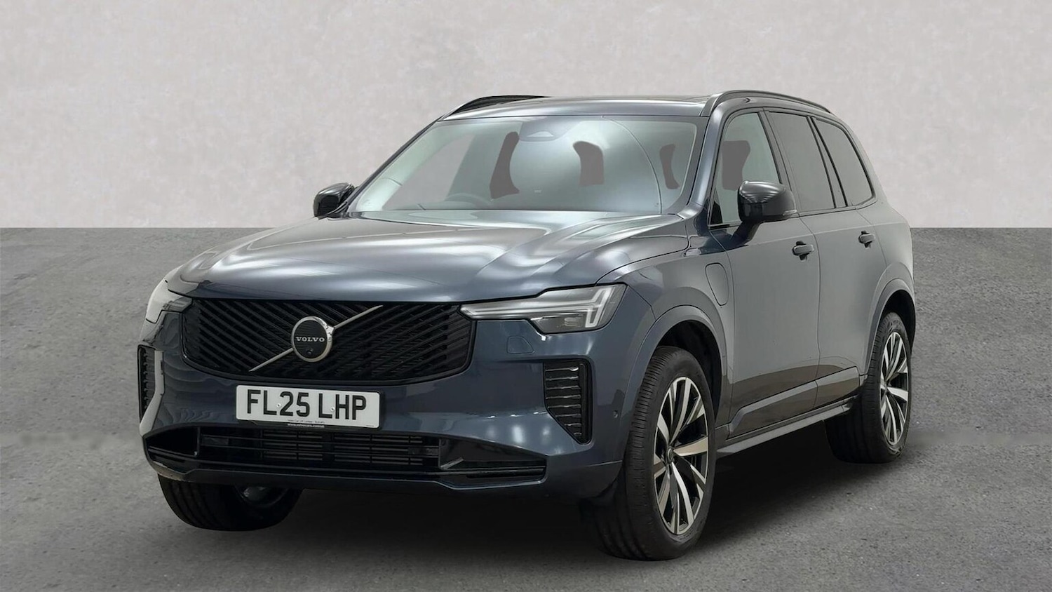 Used Volvo XC90 2025 for sale - 76555398: Photo 6