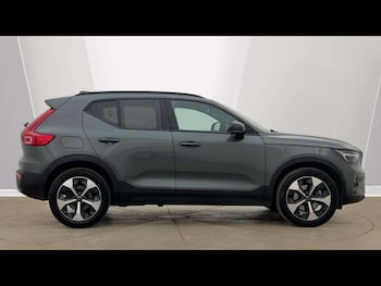 Used Volvo XC40 2025 for sale - 79359961: Photo
