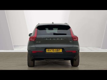 Used Volvo XC40 2025 for sale - 79359961: Photo