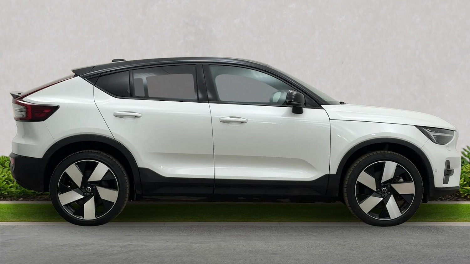 Used Volvo C40 2022 for sale - 76430810: Photo 2