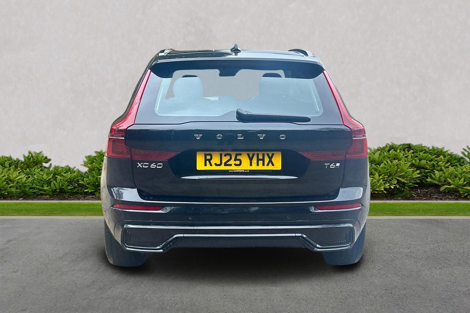 Used Volvo XC60 2025 for sale - 77802140: Photo 4