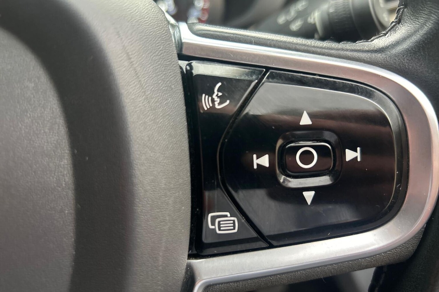 Used Land Rover Discovery Sport 2020 for sale - 76340622: Photo 28