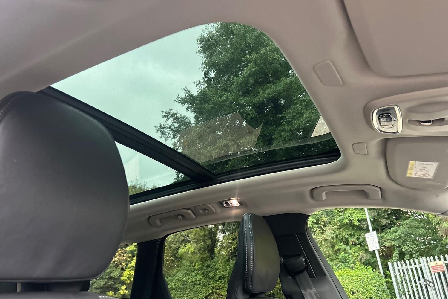 Used Land Rover Discovery Sport 2020 for sale - 76340622: Photo 33