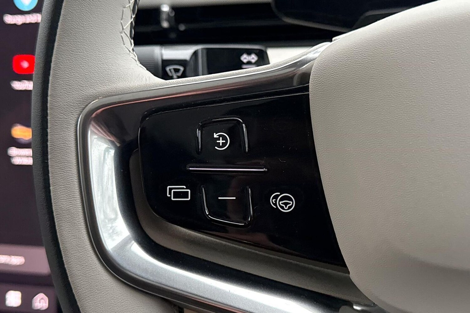 Used Volvo EX90 2026 for sale - 78026085: Photo 26