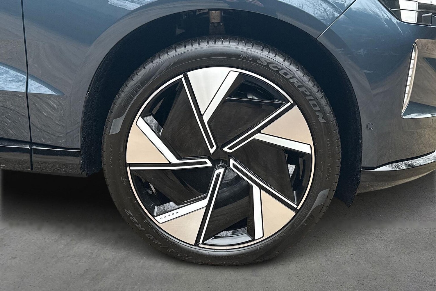 Used Volvo EX90 2026 for sale - 78026085: Photo 6