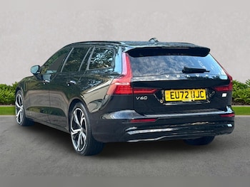 Used Volvo V60 2022 for sale - 76391707: Photo
