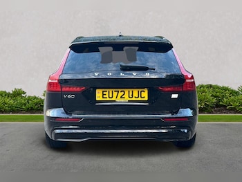 Used Volvo V60 2022 for sale - 76391707: Photo