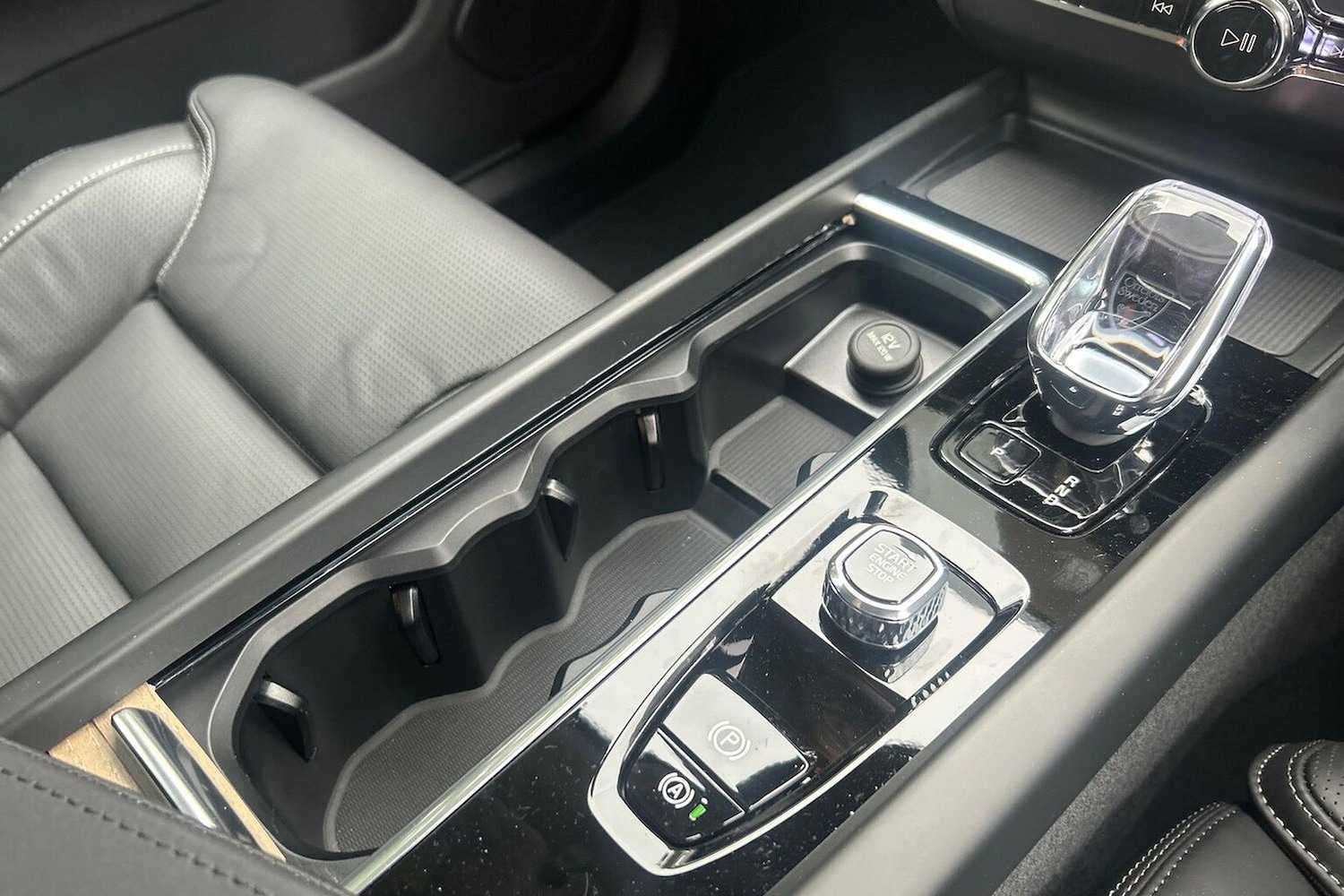 Used Volvo XC60 2025 for sale - 76305405: Photo 14