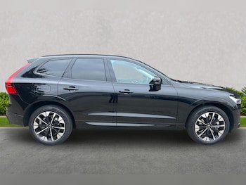 Used Volvo XC60 2025 for sale - 76305405: Photo