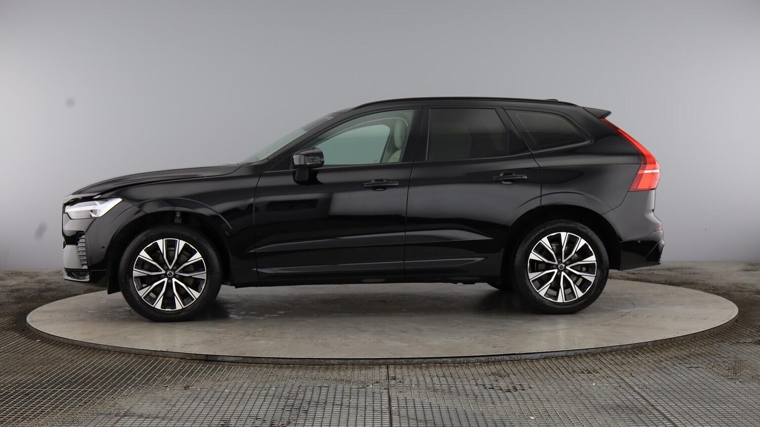 Used Volvo XC60 2023 for sale - 78192848: Photo 16