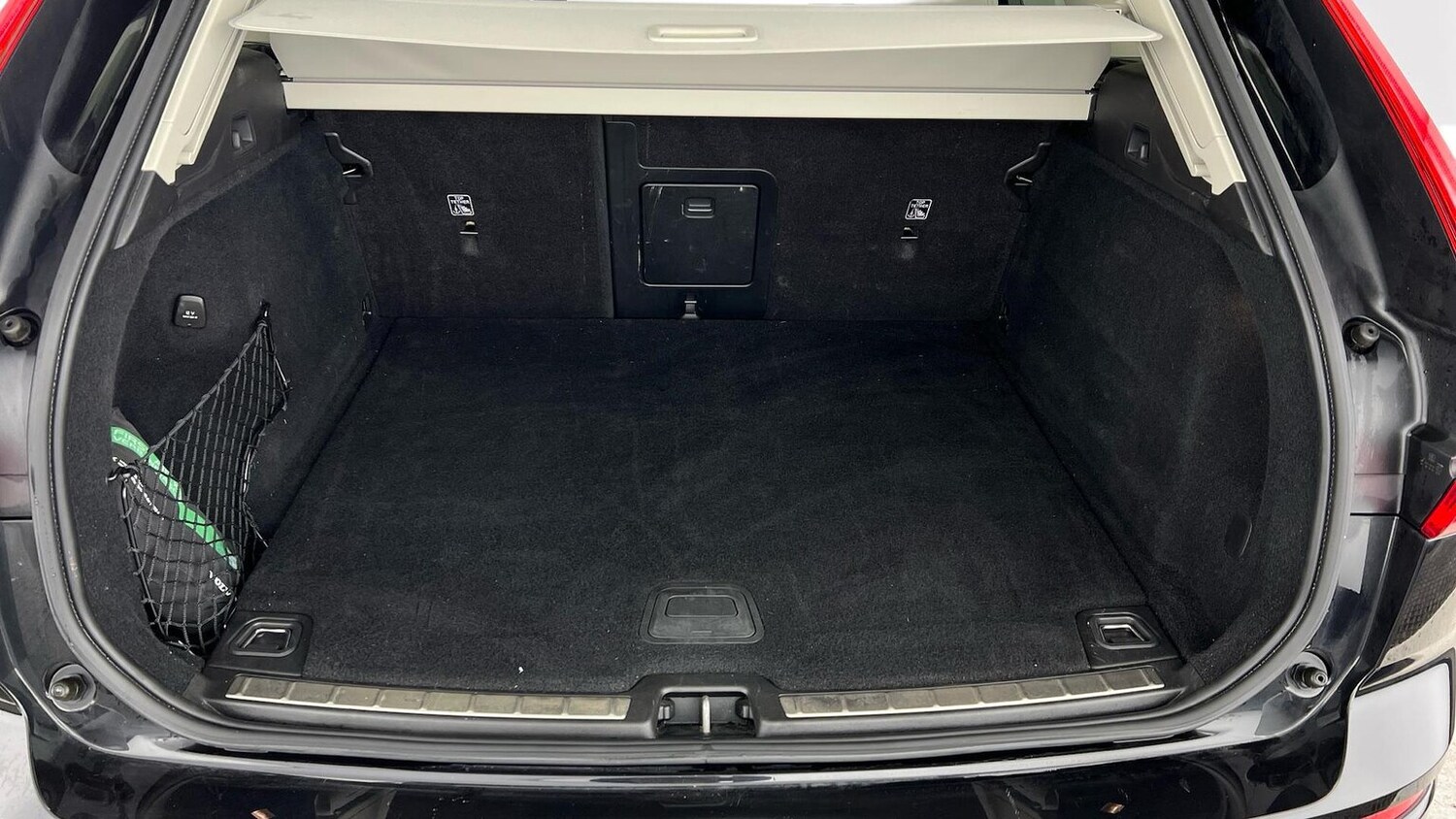 Used Volvo XC60 2023 for sale - 78192848: Photo 17