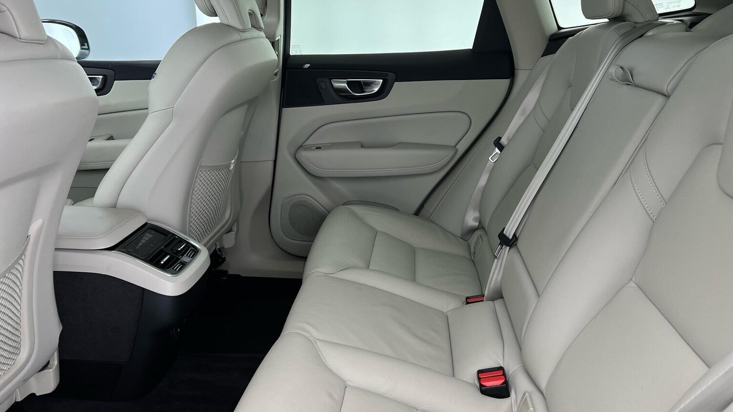 Used Volvo XC60 2023 for sale - 78192848: Photo 19