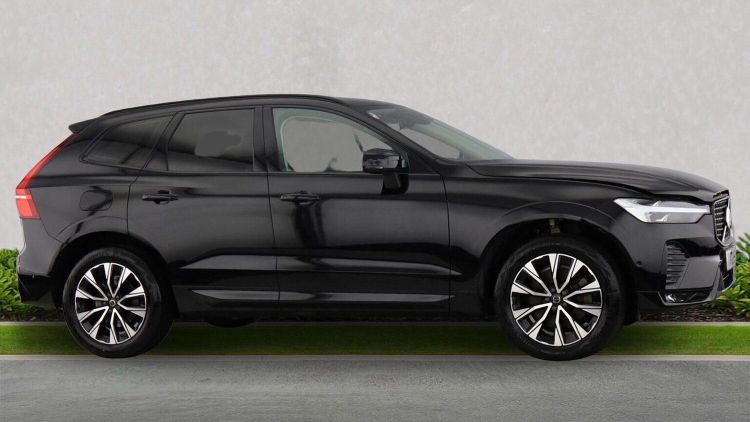 Used Volvo XC60 2023 for sale - 78192848: Photo 6