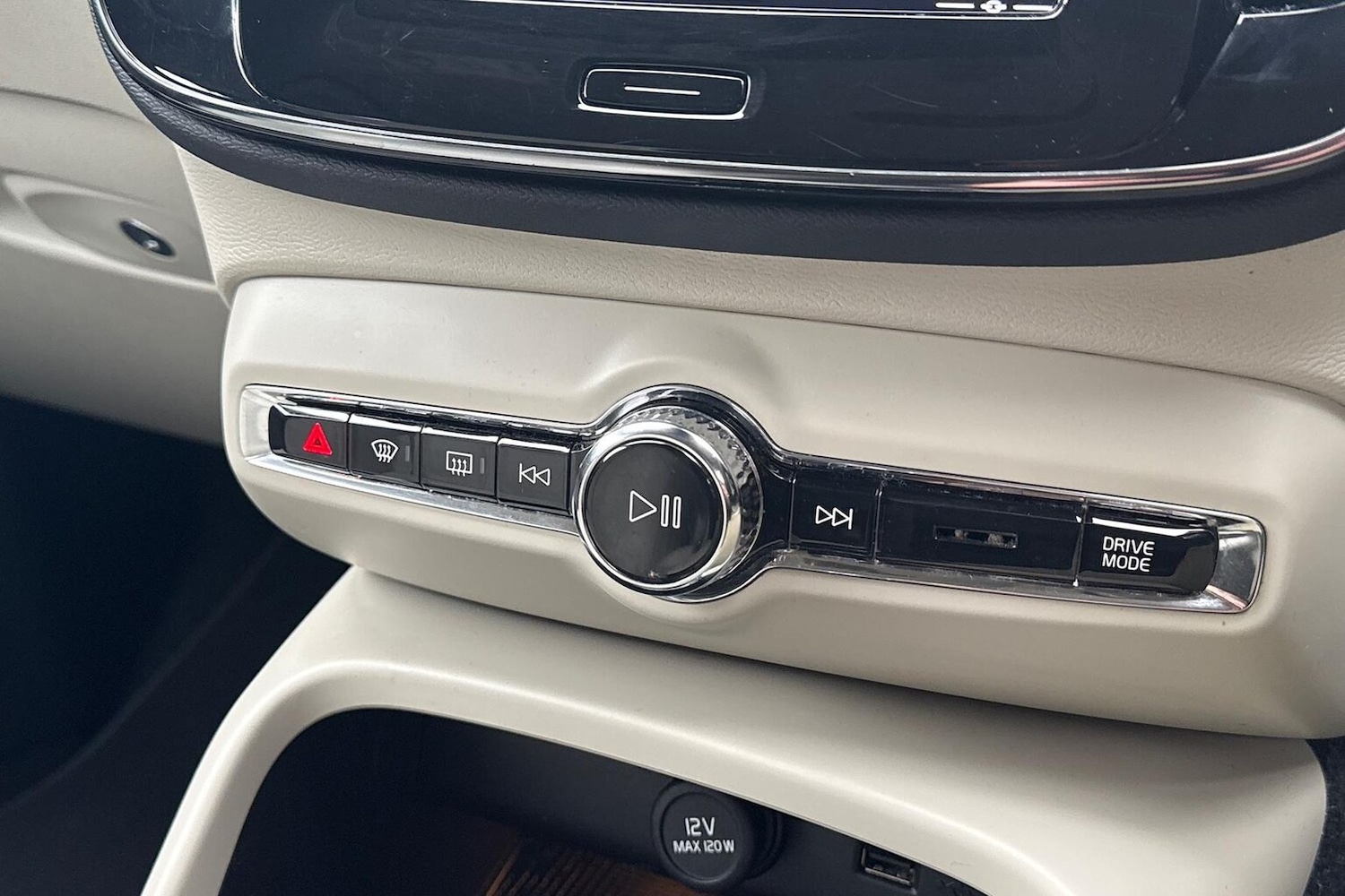 Used Volvo XC40 2020 for sale - 76164966: Photo 22