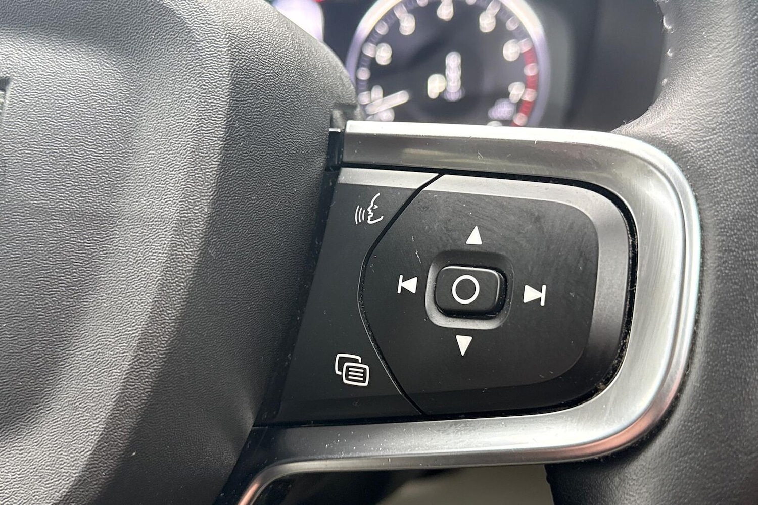 Used Volvo XC40 2020 for sale - 76164966: Photo 27