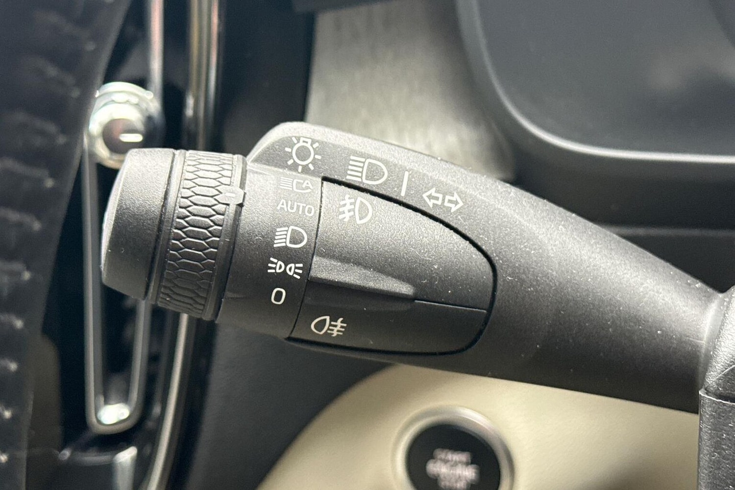 Used Volvo XC40 2020 for sale - 76164966: Photo 28