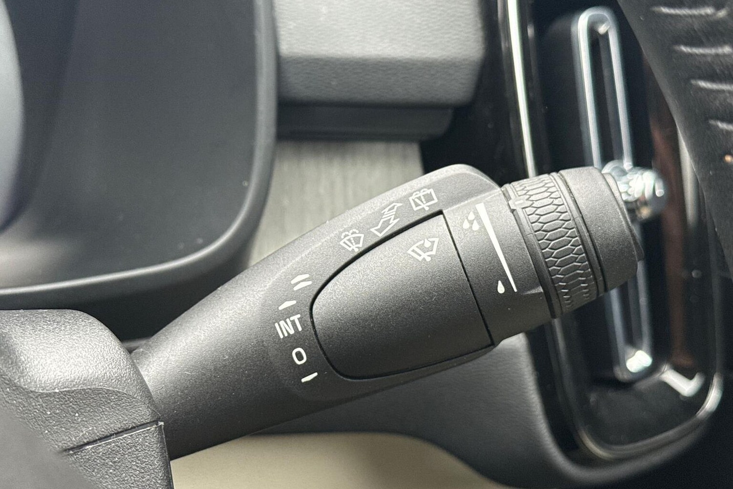 Used Volvo XC40 2020 for sale - 76164966: Photo 29