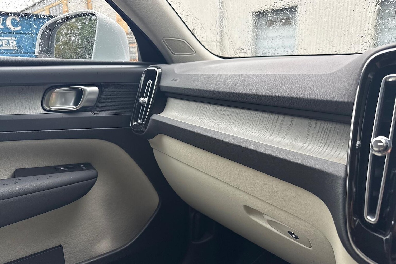 Used Volvo XC40 2020 for sale - 76164966: Photo 38