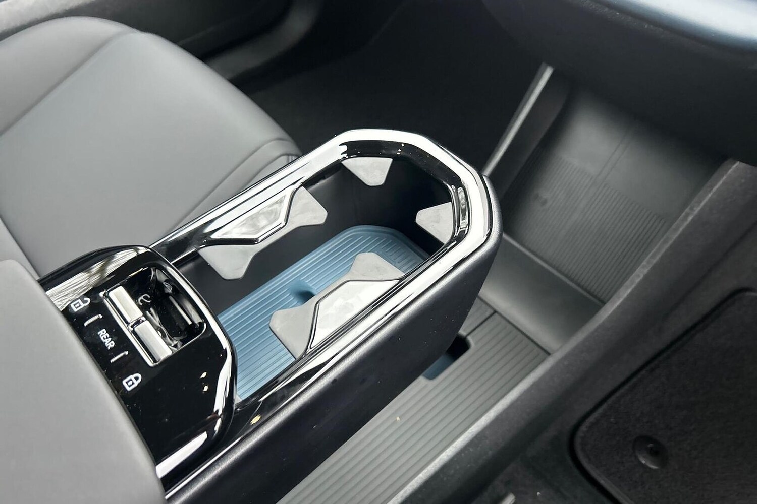 Used Volvo EX30 2025 for sale - 77488521: Photo 13